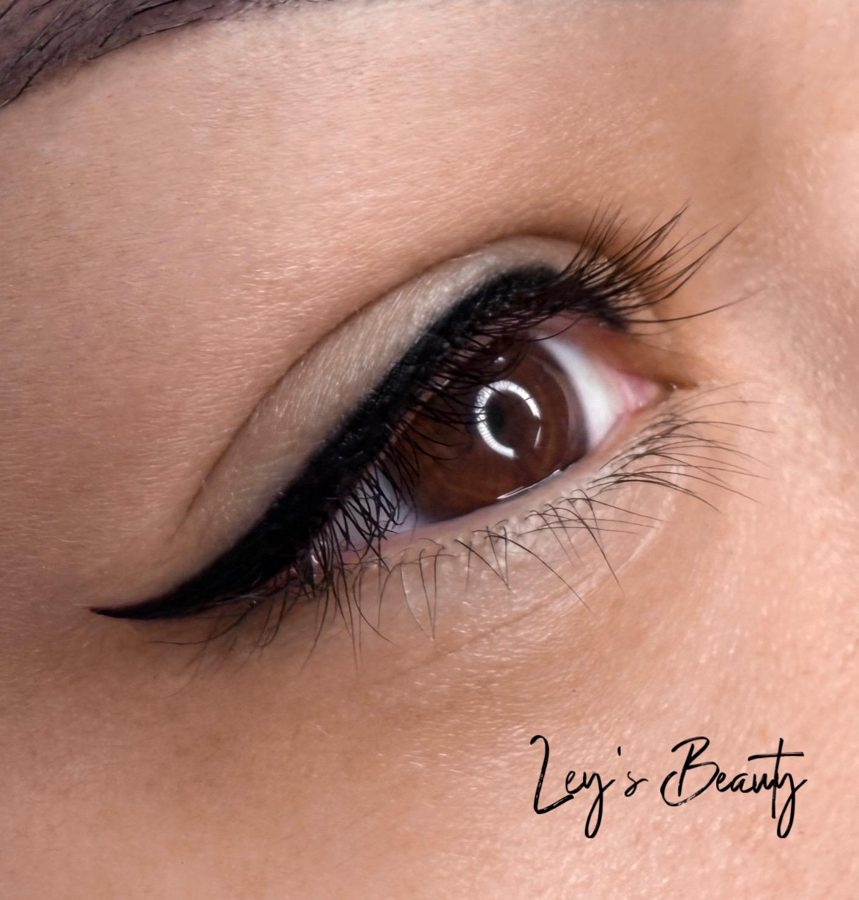 Delineado de ojos — Ley's Beauty